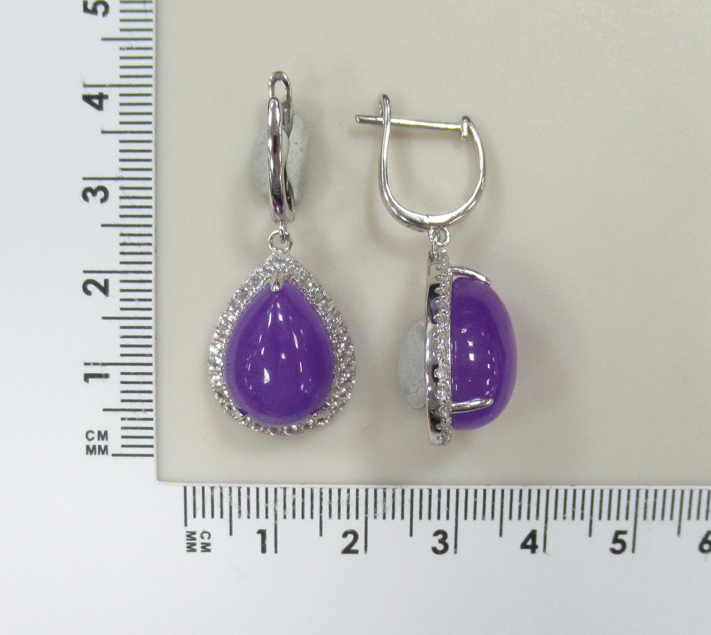 Серебряные серьги с лавандовыми жадеитами